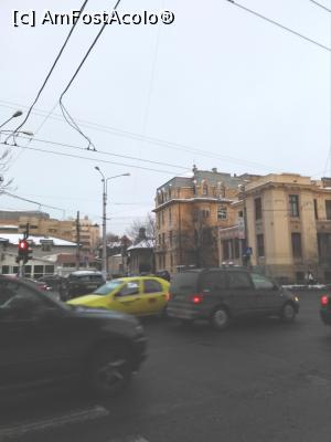 [P03] Aglomeraţia mare la intersecţia cu strada Icoanei.  » foto by Carmen Ion
 - 
<span class="allrVoted glyphicon glyphicon-heart hidden" id="av834326"></span>
<a class="m-l-10 hidden" id="sv834326" onclick="voting_Foto_DelVot(,834326,4083)" role="button">șterge vot <span class="glyphicon glyphicon-remove"></span></a>
<a id="v9834326" class=" c-red"  onclick="voting_Foto_SetVot(834326)" role="button"><span class="glyphicon glyphicon-heart-empty"></span> <b>LIKE</b> = Votează poza</a> <img class="hidden"  id="f834326W9" src="/imagini/loader.gif" border="0" /><span class="AjErrMes hidden" id="e834326ErM"></span>