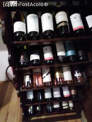 [P32] Rastelul cu sticle de vin.  » foto by Carmen Ion
 - 
<span class="allrVoted glyphicon glyphicon-heart hidden" id="av834355"></span>
<a class="m-l-10 hidden" id="sv834355" onclick="voting_Foto_DelVot(,834355,4083)" role="button">șterge vot <span class="glyphicon glyphicon-remove"></span></a>
<a id="v9834355" class=" c-red"  onclick="voting_Foto_SetVot(834355)" role="button"><span class="glyphicon glyphicon-heart-empty"></span> <b>LIKE</b> = Votează poza</a> <img class="hidden"  id="f834355W9" src="/imagini/loader.gif" border="0" /><span class="AjErrMes hidden" id="e834355ErM"></span>