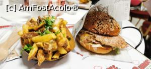 [P12] Cartofii + unul dintre Burgeri. » foto by ⭐ValentinB_88⭐
 - 
<span class="allrVoted glyphicon glyphicon-heart hidden" id="av1468289"></span>
<a class="m-l-10 hidden" id="sv1468289" onclick="voting_Foto_DelVot(,1468289,4083)" role="button">șterge vot <span class="glyphicon glyphicon-remove"></span></a>
<a id="v91468289" class=" c-red"  onclick="voting_Foto_SetVot(1468289)" role="button"><span class="glyphicon glyphicon-heart-empty"></span> <b>LIKE</b> = Votează poza</a> <img class="hidden"  id="f1468289W9" src="/imagini/loader.gif" border="0" /><span class="AjErrMes hidden" id="e1468289ErM"></span>