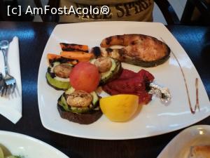[P03] Somon cu legume » foto by diana2015
 - 
<span class="allrVoted glyphicon glyphicon-heart hidden" id="av1035758"></span>
<a class="m-l-10 hidden" id="sv1035758" onclick="voting_Foto_DelVot(,1035758,4083)" role="button">șterge vot <span class="glyphicon glyphicon-remove"></span></a>
<a id="v91035758" class=" c-red"  onclick="voting_Foto_SetVot(1035758)" role="button"><span class="glyphicon glyphicon-heart-empty"></span> <b>LIKE</b> = Votează poza</a> <img class="hidden"  id="f1035758W9" src="/imagini/loader.gif" border="0" /><span class="AjErrMes hidden" id="e1035758ErM"></span>