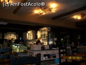 [P04] Interior restaurant. Barul.  » foto by cristina47*
 - 
<span class="allrVoted glyphicon glyphicon-heart hidden" id="av914883"></span>
<a class="m-l-10 hidden" id="sv914883" onclick="voting_Foto_DelVot(,914883,4083)" role="button">șterge vot <span class="glyphicon glyphicon-remove"></span></a>
<a id="v9914883" class=" c-red"  onclick="voting_Foto_SetVot(914883)" role="button"><span class="glyphicon glyphicon-heart-empty"></span> <b>LIKE</b> = Votează poza</a> <img class="hidden"  id="f914883W9" src="/imagini/loader.gif" border="0" /><span class="AjErrMes hidden" id="e914883ErM"></span>