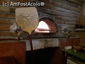 [P07] 7. Vatra cuptorului și paleta de introducere / scoatere a pizzei.  » foto by doinafil
 - 
<span class="allrVoted glyphicon glyphicon-heart hidden" id="av1093489"></span>
<a class="m-l-10 hidden" id="sv1093489" onclick="voting_Foto_DelVot(,1093489,4083)" role="button">șterge vot <span class="glyphicon glyphicon-remove"></span></a>
<a id="v91093489" class=" c-red"  onclick="voting_Foto_SetVot(1093489)" role="button"><span class="glyphicon glyphicon-heart-empty"></span> <b>LIKE</b> = Votează poza</a> <img class="hidden"  id="f1093489W9" src="/imagini/loader.gif" border="0" /><span class="AjErrMes hidden" id="e1093489ErM"></span>