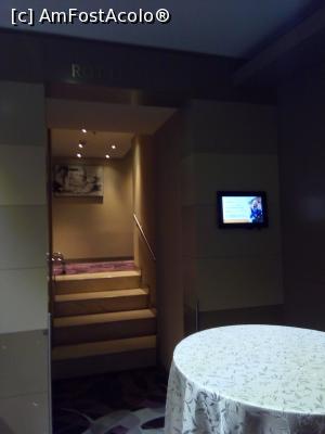 [P28] Hotel Double Tree by Hilton - M2, la mezanin, sala de conferințe,  » foto by danaeldreny*
 - 
<span class="allrVoted glyphicon glyphicon-heart hidden" id="av906646"></span>
<a class="m-l-10 hidden" id="sv906646" onclick="voting_Foto_DelVot(,906646,4083)" role="button">șterge vot <span class="glyphicon glyphicon-remove"></span></a>
<a id="v9906646" class=" c-red"  onclick="voting_Foto_SetVot(906646)" role="button"><span class="glyphicon glyphicon-heart-empty"></span> <b>LIKE</b> = Votează poza</a> <img class="hidden"  id="f906646W9" src="/imagini/loader.gif" border="0" /><span class="AjErrMes hidden" id="e906646ErM"></span>