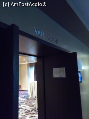 [P31] Hotel Double Tree by Hilton - M2, la mezanin, sala de conferințe,  » foto by danaeldreny*
 - 
<span class="allrVoted glyphicon glyphicon-heart hidden" id="av906649"></span>
<a class="m-l-10 hidden" id="sv906649" onclick="voting_Foto_DelVot(,906649,4083)" role="button">șterge vot <span class="glyphicon glyphicon-remove"></span></a>
<a id="v9906649" class=" c-red"  onclick="voting_Foto_SetVot(906649)" role="button"><span class="glyphicon glyphicon-heart-empty"></span> <b>LIKE</b> = Votează poza</a> <img class="hidden"  id="f906649W9" src="/imagini/loader.gif" border="0" /><span class="AjErrMes hidden" id="e906649ErM"></span>
