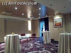 [P32] Hotel Double Tree by Hilton - M2, la mezanin, sala Van Gogh,  » foto by danaeldreny*
 - 
<span class="allrVoted glyphicon glyphicon-heart hidden" id="av906650"></span>
<a class="m-l-10 hidden" id="sv906650" onclick="voting_Foto_DelVot(,906650,4083)" role="button">șterge vot <span class="glyphicon glyphicon-remove"></span></a>
<a id="v9906650" class=" c-red"  onclick="voting_Foto_SetVot(906650)" role="button"><span class="glyphicon glyphicon-heart-empty"></span> <b>LIKE</b> = Votează poza</a> <img class="hidden"  id="f906650W9" src="/imagini/loader.gif" border="0" /><span class="AjErrMes hidden" id="e906650ErM"></span>
