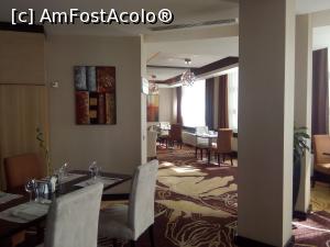 [P07] Hotel Double Tree by Hilton - la etajul 9 restaurantul Avantgarde Sky » foto by danaeldreny*
 - 
<span class="allrVoted glyphicon glyphicon-heart hidden" id="av906625"></span>
<a class="m-l-10 hidden" id="sv906625" onclick="voting_Foto_DelVot(,906625,4083)" role="button">șterge vot <span class="glyphicon glyphicon-remove"></span></a>
<a id="v9906625" class=" c-red"  onclick="voting_Foto_SetVot(906625)" role="button"><span class="glyphicon glyphicon-heart-empty"></span> <b>LIKE</b> = Votează poza</a> <img class="hidden"  id="f906625W9" src="/imagini/loader.gif" border="0" /><span class="AjErrMes hidden" id="e906625ErM"></span>