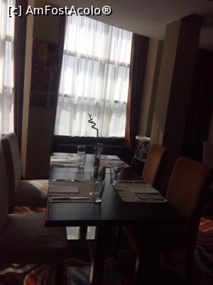 [P09] Hotel Double Tree by Hilton - la etajul 9 restaurantul Avantgarde Sky » foto by danaeldreny*
 - 
<span class="allrVoted glyphicon glyphicon-heart hidden" id="av906627"></span>
<a class="m-l-10 hidden" id="sv906627" onclick="voting_Foto_DelVot(,906627,4083)" role="button">șterge vot <span class="glyphicon glyphicon-remove"></span></a>
<a id="v9906627" class=" c-red"  onclick="voting_Foto_SetVot(906627)" role="button"><span class="glyphicon glyphicon-heart-empty"></span> <b>LIKE</b> = Votează poza</a> <img class="hidden"  id="f906627W9" src="/imagini/loader.gif" border="0" /><span class="AjErrMes hidden" id="e906627ErM"></span>