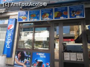 [P20] Aici se vinde la geam cu preţuri mici » foto by Michi
 - 
<span class="allrVoted glyphicon glyphicon-heart hidden" id="av1238056"></span>
<a class="m-l-10 hidden" id="sv1238056" onclick="voting_Foto_DelVot(,1238056,4083)" role="button">șterge vot <span class="glyphicon glyphicon-remove"></span></a>
<a id="v91238056" class=" c-red"  onclick="voting_Foto_SetVot(1238056)" role="button"><span class="glyphicon glyphicon-heart-empty"></span> <b>LIKE</b> = Votează poza</a> <img class="hidden"  id="f1238056W9" src="/imagini/loader.gif" border="0" /><span class="AjErrMes hidden" id="e1238056ErM"></span>