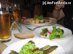 [P09] Restaurant SELECT  / Deja s-a mancat destul » foto by Michi
 - 
<span class="allrVoted glyphicon glyphicon-heart hidden" id="av367699"></span>
<a class="m-l-10 hidden" id="sv367699" onclick="voting_Foto_DelVot(,367699,4083)" role="button">șterge vot <span class="glyphicon glyphicon-remove"></span></a>
<a id="v9367699" class=" c-red"  onclick="voting_Foto_SetVot(367699)" role="button"><span class="glyphicon glyphicon-heart-empty"></span> <b>LIKE</b> = Votează poza</a> <img class="hidden"  id="f367699W9" src="/imagini/loader.gif" border="0" /><span class="AjErrMes hidden" id="e367699ErM"></span>