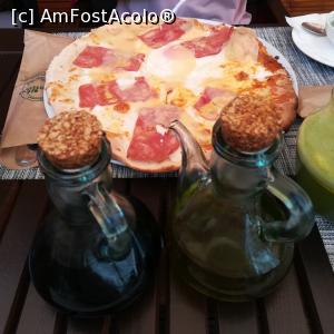 [P15] La masă - pizza. » foto by tata123 🔱
 - 
<span class="allrVoted glyphicon glyphicon-heart hidden" id="av1226861"></span>
<a class="m-l-10 hidden" id="sv1226861" onclick="voting_Foto_DelVot(,1226861,4083)" role="button">șterge vot <span class="glyphicon glyphicon-remove"></span></a>
<a id="v91226861" class=" c-red"  onclick="voting_Foto_SetVot(1226861)" role="button"><span class="glyphicon glyphicon-heart-empty"></span> <b>LIKE</b> = Votează poza</a> <img class="hidden"  id="f1226861W9" src="/imagini/loader.gif" border="0" /><span class="AjErrMes hidden" id="e1226861ErM"></span>
