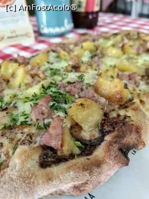 [P15] Pinsa cu salsiccia și cartofi la cuptor. » foto by tata123 🔱
 - 
<span class="allrVoted glyphicon glyphicon-heart hidden" id="av1535314"></span>
<a class="m-l-10 hidden" id="sv1535314" onclick="voting_Foto_DelVot(,1535314,4083)" role="button">șterge vot <span class="glyphicon glyphicon-remove"></span></a>
<a id="v91535314" class=" c-red"  onclick="voting_Foto_SetVot(1535314)" role="button"><span class="glyphicon glyphicon-heart-empty"></span> <b>LIKE</b> = Votează poza</a> <img class="hidden"  id="f1535314W9" src="/imagini/loader.gif" border="0" /><span class="AjErrMes hidden" id="e1535314ErM"></span>