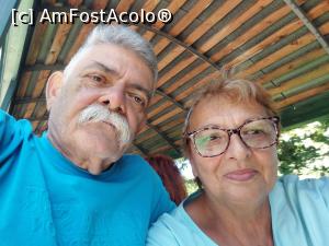 [P30] În mocănița Huțulca » foto by Carmen Ion
 - 
<span class="allrVoted glyphicon glyphicon-heart hidden" id="av1381559"></span>
<a class="m-l-10 hidden" id="sv1381559" onclick="voting_Foto_DelVot(,1381559,4091)" role="button">șterge vot <span class="glyphicon glyphicon-remove"></span></a>
<a id="v91381559" class=" c-red"  onclick="voting_Foto_SetVot(1381559)" role="button"><span class="glyphicon glyphicon-heart-empty"></span> <b>LIKE</b> = Votează poza</a> <img class="hidden"  id="f1381559W9" src="/imagini/loader.gif" border="0" /><span class="AjErrMes hidden" id="e1381559ErM"></span>