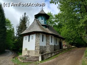 [P08] Bisericuţa din pădure  » foto by Marius 72
 - 
<span class="allrVoted glyphicon glyphicon-heart hidden" id="av1494955"></span>
<a class="m-l-10 hidden" id="sv1494955" onclick="voting_Foto_DelVot(,1494955,4091)" role="button">șterge vot <span class="glyphicon glyphicon-remove"></span></a>
<a id="v91494955" class=" c-red"  onclick="voting_Foto_SetVot(1494955)" role="button"><span class="glyphicon glyphicon-heart-empty"></span> <b>LIKE</b> = Votează poza</a> <img class="hidden"  id="f1494955W9" src="/imagini/loader.gif" border="0" /><span class="AjErrMes hidden" id="e1494955ErM"></span>