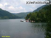 [P14] Lacul de acumulare Vidraru - un vaporas si un restaurant pe malul lacului » foto by ascent
 - 
<span class="allrVoted glyphicon glyphicon-heart hidden" id="av164999"></span>
<a class="m-l-10 hidden" id="sv164999" onclick="voting_Foto_DelVot(,164999,4095)" role="button">șterge vot <span class="glyphicon glyphicon-remove"></span></a>
<a id="v9164999" class=" c-red"  onclick="voting_Foto_SetVot(164999)" role="button"><span class="glyphicon glyphicon-heart-empty"></span> <b>LIKE</b> = Votează poza</a> <img class="hidden"  id="f164999W9" src="/imagini/loader.gif" border="0" /><span class="AjErrMes hidden" id="e164999ErM"></span>
