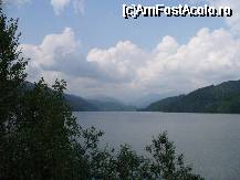 [P15] In drum spre Transfagarasan, admiram Lacul de acumulare Vidraru » foto by ascent
 - 
<span class="allrVoted glyphicon glyphicon-heart hidden" id="av165000"></span>
<a class="m-l-10 hidden" id="sv165000" onclick="voting_Foto_DelVot(,165000,4095)" role="button">șterge vot <span class="glyphicon glyphicon-remove"></span></a>
<a id="v9165000" class=" c-red"  onclick="voting_Foto_SetVot(165000)" role="button"><span class="glyphicon glyphicon-heart-empty"></span> <b>LIKE</b> = Votează poza</a> <img class="hidden"  id="f165000W9" src="/imagini/loader.gif" border="0" /><span class="AjErrMes hidden" id="e165000ErM"></span>