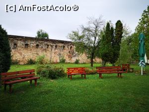 [P07] Locuri de odihnă și parte din zidul de incintă » foto by crismis
 - 
<span class="allrVoted glyphicon glyphicon-heart hidden" id="av1213349"></span>
<a class="m-l-10 hidden" id="sv1213349" onclick="voting_Foto_DelVot(,1213349,4099)" role="button">șterge vot <span class="glyphicon glyphicon-remove"></span></a>
<a id="v91213349" class=" c-red"  onclick="voting_Foto_SetVot(1213349)" role="button"><span class="glyphicon glyphicon-heart-empty"></span> <b>LIKE</b> = Votează poza</a> <img class="hidden"  id="f1213349W9" src="/imagini/loader.gif" border="0" /><span class="AjErrMes hidden" id="e1213349ErM"></span>