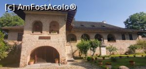 [P04] Casa Domnească înepută de Matei Basarab și terminată de Constantin Brâncoveanu, acum muzeu. » foto by Aurici
 - 
<span class="allrVoted glyphicon glyphicon-heart hidden" id="av1170773"></span>
<a class="m-l-10 hidden" id="sv1170773" onclick="voting_Foto_DelVot(,1170773,4099)" role="button">șterge vot <span class="glyphicon glyphicon-remove"></span></a>
<a id="v91170773" class=" c-red"  onclick="voting_Foto_SetVot(1170773)" role="button"><span class="glyphicon glyphicon-heart-empty"></span> <b>LIKE</b> = Votează poza</a> <img class="hidden"  id="f1170773W9" src="/imagini/loader.gif" border="0" /><span class="AjErrMes hidden" id="e1170773ErM"></span>