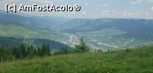 [P47] Vedere de pe Vârful Secăria, 1149 de m. » foto by Aurici
 - 
<span class="allrVoted glyphicon glyphicon-heart hidden" id="av1170816"></span>
<a class="m-l-10 hidden" id="sv1170816" onclick="voting_Foto_DelVot(,1170816,4099)" role="button">șterge vot <span class="glyphicon glyphicon-remove"></span></a>
<a id="v91170816" class=" c-red"  onclick="voting_Foto_SetVot(1170816)" role="button"><span class="glyphicon glyphicon-heart-empty"></span> <b>LIKE</b> = Votează poza</a> <img class="hidden"  id="f1170816W9" src="/imagini/loader.gif" border="0" /><span class="AjErrMes hidden" id="e1170816ErM"></span>