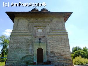 [P17] Complexul arhitectural de la Brebu - biserica » foto by Carmen Ion
 - 
<span class="allrVoted glyphicon glyphicon-heart hidden" id="av1173988"></span>
<a class="m-l-10 hidden" id="sv1173988" onclick="voting_Foto_DelVot(,1173988,4099)" role="button">șterge vot <span class="glyphicon glyphicon-remove"></span></a>
<a id="v91173988" class=" c-red"  onclick="voting_Foto_SetVot(1173988)" role="button"><span class="glyphicon glyphicon-heart-empty"></span> <b>LIKE</b> = Votează poza</a> <img class="hidden"  id="f1173988W9" src="/imagini/loader.gif" border="0" /><span class="AjErrMes hidden" id="e1173988ErM"></span>