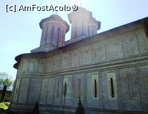 [P18] Complexul arhitectural de la Brebu - biserica » foto by Carmen Ion
 - 
<span class="allrVoted glyphicon glyphicon-heart hidden" id="av1173989"></span>
<a class="m-l-10 hidden" id="sv1173989" onclick="voting_Foto_DelVot(,1173989,4099)" role="button">șterge vot <span class="glyphicon glyphicon-remove"></span></a>
<a id="v91173989" class=" c-red"  onclick="voting_Foto_SetVot(1173989)" role="button"><span class="glyphicon glyphicon-heart-empty"></span> <b>LIKE</b> = Votează poza</a> <img class="hidden"  id="f1173989W9" src="/imagini/loader.gif" border="0" /><span class="AjErrMes hidden" id="e1173989ErM"></span>