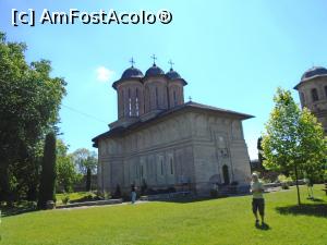[P24] Complexul arhitectural de la Brebu - biserica » foto by Carmen Ion
 - 
<span class="allrVoted glyphicon glyphicon-heart hidden" id="av1173995"></span>
<a class="m-l-10 hidden" id="sv1173995" onclick="voting_Foto_DelVot(,1173995,4099)" role="button">șterge vot <span class="glyphicon glyphicon-remove"></span></a>
<a id="v91173995" class=" c-red"  onclick="voting_Foto_SetVot(1173995)" role="button"><span class="glyphicon glyphicon-heart-empty"></span> <b>LIKE</b> = Votează poza</a> <img class="hidden"  id="f1173995W9" src="/imagini/loader.gif" border="0" /><span class="AjErrMes hidden" id="e1173995ErM"></span>