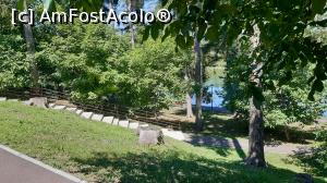 [P37] Complexul arhitectural de la Brebu - parcul și lacul » foto by Carmen Ion
 - 
<span class="allrVoted glyphicon glyphicon-heart hidden" id="av1174008"></span>
<a class="m-l-10 hidden" id="sv1174008" onclick="voting_Foto_DelVot(,1174008,4099)" role="button">șterge vot <span class="glyphicon glyphicon-remove"></span></a>
<a id="v91174008" class=" c-red"  onclick="voting_Foto_SetVot(1174008)" role="button"><span class="glyphicon glyphicon-heart-empty"></span> <b>LIKE</b> = Votează poza</a> <img class="hidden"  id="f1174008W9" src="/imagini/loader.gif" border="0" /><span class="AjErrMes hidden" id="e1174008ErM"></span>