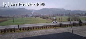 [P23] Gura Humorului - Hotel Restaurant 'Club Bucovina'. Vedere din balcon. » foto by iulianic
 - 
<span class="allrVoted glyphicon glyphicon-heart hidden" id="av1479664"></span>
<a class="m-l-10 hidden" id="sv1479664" onclick="voting_Foto_DelVot(,1479664,4108)" role="button">șterge vot <span class="glyphicon glyphicon-remove"></span></a>
<a id="v91479664" class=" c-red"  onclick="voting_Foto_SetVot(1479664)" role="button"><span class="glyphicon glyphicon-heart-empty"></span> <b>LIKE</b> = Votează poza</a> <img class="hidden"  id="f1479664W9" src="/imagini/loader.gif" border="0" /><span class="AjErrMes hidden" id="e1479664ErM"></span>