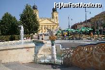 [P24] Cea mai mare fântână ceramică din Europa, din piaţa Kossuth » foto by Costi
 - 
<span class="allrVoted glyphicon glyphicon-heart hidden" id="av163197"></span>
<a class="m-l-10 hidden" id="sv163197" onclick="voting_Foto_DelVot(,163197,4141)" role="button">șterge vot <span class="glyphicon glyphicon-remove"></span></a>
<a id="v9163197" class=" c-red"  onclick="voting_Foto_SetVot(163197)" role="button"><span class="glyphicon glyphicon-heart-empty"></span> <b>LIKE</b> = Votează poza</a> <img class="hidden"  id="f163197W9" src="/imagini/loader.gif" border="0" /><span class="AjErrMes hidden" id="e163197ErM"></span>
