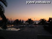 [P06] seara de la piscina peste golful Thermaikos se vede muntele Olimp » foto by Andc
 - 
<span class="allrVoted glyphicon glyphicon-heart hidden" id="av33243"></span>
<a class="m-l-10 hidden" id="sv33243" onclick="voting_Foto_DelVot(,33243,4144)" role="button">șterge vot <span class="glyphicon glyphicon-remove"></span></a>
<a id="v933243" class=" c-red"  onclick="voting_Foto_SetVot(33243)" role="button"><span class="glyphicon glyphicon-heart-empty"></span> <b>LIKE</b> = Votează poza</a> <img class="hidden"  id="f33243W9" src="/imagini/loader.gif" border="0" /><span class="AjErrMes hidden" id="e33243ErM"></span>