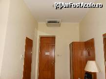 [P15] Hotel Tulip Inn Millennium - 3* Superior, usa de la intrare, sifonierul si aparatul de aer conditionat.  » foto by iulianic
 - 
<span class="allrVoted glyphicon glyphicon-heart hidden" id="av361419"></span>
<a class="m-l-10 hidden" id="sv361419" onclick="voting_Foto_DelVot(,361419,4150)" role="button">șterge vot <span class="glyphicon glyphicon-remove"></span></a>
<a id="v9361419" class=" c-red"  onclick="voting_Foto_SetVot(361419)" role="button"><span class="glyphicon glyphicon-heart-empty"></span> <b>LIKE</b> = Votează poza</a> <img class="hidden"  id="f361419W9" src="/imagini/loader.gif" border="0" /><span class="AjErrMes hidden" id="e361419ErM"></span>