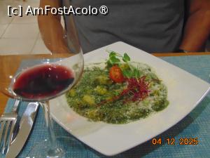 [P30] spanac cu gnocchi, am sa incerc si eu reteta » foto by Yolanda
 - 
<span class="allrVoted glyphicon glyphicon-heart hidden" id="av1511359"></span>
<a class="m-l-10 hidden" id="sv1511359" onclick="voting_Foto_DelVot(,1511359,4150)" role="button">șterge vot <span class="glyphicon glyphicon-remove"></span></a>
<a id="v91511359" class=" c-red"  onclick="voting_Foto_SetVot(1511359)" role="button"><span class="glyphicon glyphicon-heart-empty"></span> <b>LIKE</b> = Votează poza</a> <img class="hidden"  id="f1511359W9" src="/imagini/loader.gif" border="0" /><span class="AjErrMes hidden" id="e1511359ErM"></span>