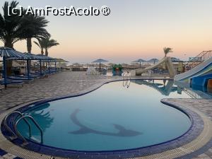 [P50] Piscina încălzită » foto by AZE
 - 
<span class="allrVoted glyphicon glyphicon-heart hidden" id="av1416631"></span>
<a class="m-l-10 hidden" id="sv1416631" onclick="voting_Foto_DelVot(,1416631,4162)" role="button">șterge vot <span class="glyphicon glyphicon-remove"></span></a>
<a id="v91416631" class=" c-red"  onclick="voting_Foto_SetVot(1416631)" role="button"><span class="glyphicon glyphicon-heart-empty"></span> <b>LIKE</b> = Votează poza</a> <img class="hidden"  id="f1416631W9" src="/imagini/loader.gif" border="0" /><span class="AjErrMes hidden" id="e1416631ErM"></span>