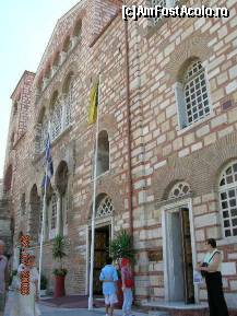 [P13] Biserica pe fatada principala » foto by mcosmin
 - 
<span class="allrVoted glyphicon glyphicon-heart hidden" id="av52733"></span>
<a class="m-l-10 hidden" id="sv52733" onclick="voting_Foto_DelVot(,52733,4165)" role="button">șterge vot <span class="glyphicon glyphicon-remove"></span></a>
<a id="v952733" class=" c-red"  onclick="voting_Foto_SetVot(52733)" role="button"><span class="glyphicon glyphicon-heart-empty"></span> <b>LIKE</b> = Votează poza</a> <img class="hidden"  id="f52733W9" src="/imagini/loader.gif" border="0" /><span class="AjErrMes hidden" id="e52733ErM"></span>