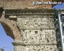 [P05] Arcul lui Galerius din Salonic - detaliu arhitectural » foto by biancuta
 - 
<span class="allrVoted glyphicon glyphicon-heart hidden" id="av347594"></span>
<a class="m-l-10 hidden" id="sv347594" onclick="voting_Foto_DelVot(,347594,4165)" role="button">șterge vot <span class="glyphicon glyphicon-remove"></span></a>
<a id="v9347594" class=" c-red"  onclick="voting_Foto_SetVot(347594)" role="button"><span class="glyphicon glyphicon-heart-empty"></span> <b>LIKE</b> = Votează poza</a> <img class="hidden"  id="f347594W9" src="/imagini/loader.gif" border="0" /><span class="AjErrMes hidden" id="e347594ErM"></span>