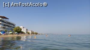 [P14] Plaja și faleza din Peraia » foto by Carmen Ion
 - 
<span class="allrVoted glyphicon glyphicon-heart hidden" id="av1381357"></span>
<a class="m-l-10 hidden" id="sv1381357" onclick="voting_Foto_DelVot(,1381357,4165)" role="button">șterge vot <span class="glyphicon glyphicon-remove"></span></a>
<a id="v91381357" class=" c-red"  onclick="voting_Foto_SetVot(1381357)" role="button"><span class="glyphicon glyphicon-heart-empty"></span> <b>LIKE</b> = Votează poza</a> <img class="hidden"  id="f1381357W9" src="/imagini/loader.gif" border="0" /><span class="AjErrMes hidden" id="e1381357ErM"></span>