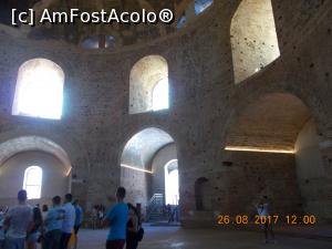 [P17] Rotonda și ieșirea spre ușa principală.  » foto by elviramvio
 - 
<span class="allrVoted glyphicon glyphicon-heart hidden" id="av907602"></span>
<a class="m-l-10 hidden" id="sv907602" onclick="voting_Foto_DelVot(,907602,4165)" role="button">șterge vot <span class="glyphicon glyphicon-remove"></span></a>
<a id="v9907602" class=" c-red"  onclick="voting_Foto_SetVot(907602)" role="button"><span class="glyphicon glyphicon-heart-empty"></span> <b>LIKE</b> = Votează poza</a> <img class="hidden"  id="f907602W9" src="/imagini/loader.gif" border="0" /><span class="AjErrMes hidden" id="e907602ErM"></span>