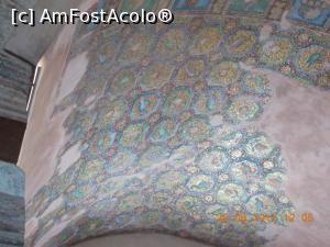 [P23] Mozaic în Rotonda.  » foto by elviramvio
 - 
<span class="allrVoted glyphicon glyphicon-heart hidden" id="av907608"></span>
<a class="m-l-10 hidden" id="sv907608" onclick="voting_Foto_DelVot(,907608,4165)" role="button">șterge vot <span class="glyphicon glyphicon-remove"></span></a>
<a id="v9907608" class=" c-red"  onclick="voting_Foto_SetVot(907608)" role="button"><span class="glyphicon glyphicon-heart-empty"></span> <b>LIKE</b> = Votează poza</a> <img class="hidden"  id="f907608W9" src="/imagini/loader.gif" border="0" /><span class="AjErrMes hidden" id="e907608ErM"></span>