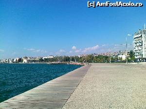 [P25] Salonic - vedere spre Ano Poli de pe portiunea noua a promenadei din fata marii » foto by calator2000
 - 
<span class="allrVoted glyphicon glyphicon-heart hidden" id="av565740"></span>
<a class="m-l-10 hidden" id="sv565740" onclick="voting_Foto_DelVot(,565740,4165)" role="button">șterge vot <span class="glyphicon glyphicon-remove"></span></a>
<a id="v9565740" class=" c-red"  onclick="voting_Foto_SetVot(565740)" role="button"><span class="glyphicon glyphicon-heart-empty"></span> <b>LIKE</b> = Votează poza</a> <img class="hidden"  id="f565740W9" src="/imagini/loader.gif" border="0" /><span class="AjErrMes hidden" id="e565740ErM"></span>