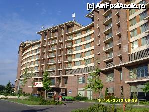[P01] intrarea in hotel » foto by marius_cristian
 - 
<span class="allrVoted glyphicon glyphicon-heart hidden" id="av443494"></span>
<a class="m-l-10 hidden" id="sv443494" onclick="voting_Foto_DelVot(,443494,4171)" role="button">șterge vot <span class="glyphicon glyphicon-remove"></span></a>
<a id="v9443494" class=" c-red"  onclick="voting_Foto_SetVot(443494)" role="button"><span class="glyphicon glyphicon-heart-empty"></span> <b>LIKE</b> = Votează poza</a> <img class="hidden"  id="f443494W9" src="/imagini/loader.gif" border="0" /><span class="AjErrMes hidden" id="e443494ErM"></span>