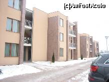 [P21] vilele cu apartamente. Sunt amplasate in curtea hotelului. » foto by azur_melia
 - 
<span class="allrVoted glyphicon glyphicon-heart hidden" id="av191381"></span>
<a class="m-l-10 hidden" id="sv191381" onclick="voting_Foto_DelVot(,191381,4171)" role="button">șterge vot <span class="glyphicon glyphicon-remove"></span></a>
<a id="v9191381" class=" c-red"  onclick="voting_Foto_SetVot(191381)" role="button"><span class="glyphicon glyphicon-heart-empty"></span> <b>LIKE</b> = Votează poza</a> <img class="hidden"  id="f191381W9" src="/imagini/loader.gif" border="0" /><span class="AjErrMes hidden" id="e191381ErM"></span>
