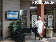 [P30] Seara, la lobby bar se auzea muzica de pian in surdina » foto by dananecula*
 - 
<span class="allrVoted glyphicon glyphicon-heart hidden" id="av121695"></span>
<a class="m-l-10 hidden" id="sv121695" onclick="voting_Foto_DelVot(,121695,4171)" role="button">șterge vot <span class="glyphicon glyphicon-remove"></span></a>
<a id="v9121695" class=" c-red"  onclick="voting_Foto_SetVot(121695)" role="button"><span class="glyphicon glyphicon-heart-empty"></span> <b>LIKE</b> = Votează poza</a> <img class="hidden"  id="f121695W9" src="/imagini/loader.gif" border="0" /><span class="AjErrMes hidden" id="e121695ErM"></span>