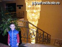 [P11] candelabrul urias din casa scarii » foto by levi
 - 
<span class="allrVoted glyphicon glyphicon-heart hidden" id="av70433"></span>
<a class="m-l-10 hidden" id="sv70433" onclick="voting_Foto_DelVot(,70433,4171)" role="button">șterge vot <span class="glyphicon glyphicon-remove"></span></a>
<a id="v970433" class=" c-red"  onclick="voting_Foto_SetVot(70433)" role="button"><span class="glyphicon glyphicon-heart-empty"></span> <b>LIKE</b> = Votează poza</a> <img class="hidden"  id="f70433W9" src="/imagini/loader.gif" border="0" /><span class="AjErrMes hidden" id="e70433ErM"></span>
