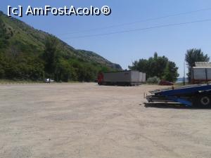 [P01] parcarea de tiruri unde se afla restaurantul » foto by spiros
 - 
<span class="allrVoted glyphicon glyphicon-heart hidden" id="av765954"></span>
<a class="m-l-10 hidden" id="sv765954" onclick="voting_Foto_DelVot(,765954,4172)" role="button">șterge vot <span class="glyphicon glyphicon-remove"></span></a>
<a id="v9765954" class=" c-red"  onclick="voting_Foto_SetVot(765954)" role="button"><span class="glyphicon glyphicon-heart-empty"></span> <b>LIKE</b> = Votează poza</a> <img class="hidden"  id="f765954W9" src="/imagini/loader.gif" border="0" /><span class="AjErrMes hidden" id="e765954ErM"></span>