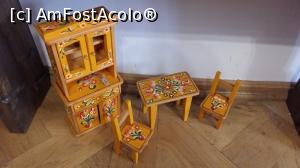 [P25] Mobilier in minitura cu niste detalii fermecatoare » foto by ile07
 - 
<span class="allrVoted glyphicon glyphicon-heart hidden" id="av939910"></span>
<a class="m-l-10 hidden" id="sv939910" onclick="voting_Foto_DelVot(,939910,4175)" role="button">șterge vot <span class="glyphicon glyphicon-remove"></span></a>
<a id="v9939910" class=" c-red"  onclick="voting_Foto_SetVot(939910)" role="button"><span class="glyphicon glyphicon-heart-empty"></span> <b>LIKE</b> = Votează poza</a> <img class="hidden"  id="f939910W9" src="/imagini/loader.gif" border="0" /><span class="AjErrMes hidden" id="e939910ErM"></span>