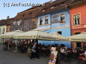 [P06] Sighisoara - Aici ne-am oprit seara sa mancam, dar nu vedeai nimic asa ca am schimbat, cu o alegere si mai buna » foto by mishu
 - 
<span class="allrVoted glyphicon glyphicon-heart hidden" id="av912875"></span>
<a class="m-l-10 hidden" id="sv912875" onclick="voting_Foto_DelVot(,912875,4175)" role="button">șterge vot <span class="glyphicon glyphicon-remove"></span></a>
<a id="v9912875" class=" c-red"  onclick="voting_Foto_SetVot(912875)" role="button"><span class="glyphicon glyphicon-heart-empty"></span> <b>LIKE</b> = Votează poza</a> <img class="hidden"  id="f912875W9" src="/imagini/loader.gif" border="0" /><span class="AjErrMes hidden" id="e912875ErM"></span>