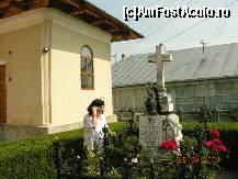 [P06] La mormantul Veronicai , la Varatec . » foto by raoulp55
 - 
<span class="allrVoted glyphicon glyphicon-heart hidden" id="av149381"></span>
<a class="m-l-10 hidden" id="sv149381" onclick="voting_Foto_DelVot(,149381,4183)" role="button">șterge vot <span class="glyphicon glyphicon-remove"></span></a>
<a id="v9149381" class=" c-red"  onclick="voting_Foto_SetVot(149381)" role="button"><span class="glyphicon glyphicon-heart-empty"></span> <b>LIKE</b> = Votează poza</a> <img class="hidden"  id="f149381W9" src="/imagini/loader.gif" border="0" /><span class="AjErrMes hidden" id="e149381ErM"></span>
