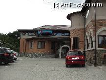 [P06] Intrarea in restaurantul GClub din Breaza » foto by dananecula
 - 
<span class="allrVoted glyphicon glyphicon-heart hidden" id="av241169"></span>
<a class="m-l-10 hidden" id="sv241169" onclick="voting_Foto_DelVot(,241169,4184)" role="button">șterge vot <span class="glyphicon glyphicon-remove"></span></a>
<a id="v9241169" class=" c-red"  onclick="voting_Foto_SetVot(241169)" role="button"><span class="glyphicon glyphicon-heart-empty"></span> <b>LIKE</b> = Votează poza</a> <img class="hidden"  id="f241169W9" src="/imagini/loader.gif" border="0" /><span class="AjErrMes hidden" id="e241169ErM"></span>