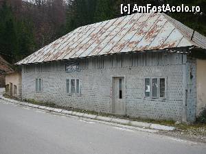 [P08] Am ajuns în satul Dâmbovicioara » foto by Claudiu U.
 - 
<span class="allrVoted glyphicon glyphicon-heart hidden" id="av414613"></span>
<a class="m-l-10 hidden" id="sv414613" onclick="voting_Foto_DelVot(,414613,4190)" role="button">șterge vot <span class="glyphicon glyphicon-remove"></span></a>
<a id="v9414613" class=" c-red"  onclick="voting_Foto_SetVot(414613)" role="button"><span class="glyphicon glyphicon-heart-empty"></span> <b>LIKE</b> = Votează poza</a> <img class="hidden"  id="f414613W9" src="/imagini/loader.gif" border="0" /><span class="AjErrMes hidden" id="e414613ErM"></span>