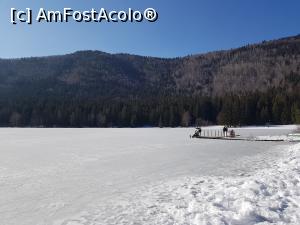 [P23] Am admirat din nou lacul înghețat. » foto by Floryn81
 - 
<span class="allrVoted glyphicon glyphicon-heart hidden" id="av1221494"></span>
<a class="m-l-10 hidden" id="sv1221494" onclick="voting_Foto_DelVot(,1221494,4197)" role="button">șterge vot <span class="glyphicon glyphicon-remove"></span></a>
<a id="v91221494" class=" c-red"  onclick="voting_Foto_SetVot(1221494)" role="button"><span class="glyphicon glyphicon-heart-empty"></span> <b>LIKE</b> = Votează poza</a> <img class="hidden"  id="f1221494W9" src="/imagini/loader.gif" border="0" /><span class="AjErrMes hidden" id="e1221494ErM"></span>