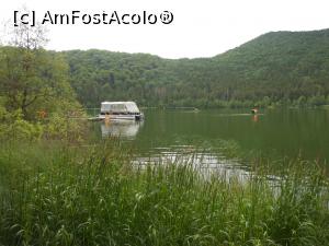 [P15] Lacul Sfânta Ana - Debarcaderul văzut din alt unghi. » foto by iulianic
 - 
<span class="allrVoted glyphicon glyphicon-heart hidden" id="av1375339"></span>
<a class="m-l-10 hidden" id="sv1375339" onclick="voting_Foto_DelVot(,1375339,4197)" role="button">șterge vot <span class="glyphicon glyphicon-remove"></span></a>
<a id="v91375339" class=" c-red"  onclick="voting_Foto_SetVot(1375339)" role="button"><span class="glyphicon glyphicon-heart-empty"></span> <b>LIKE</b> = Votează poza</a> <img class="hidden"  id="f1375339W9" src="/imagini/loader.gif" border="0" /><span class="AjErrMes hidden" id="e1375339ErM"></span>
